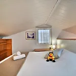 Douce Alouette By Interhome