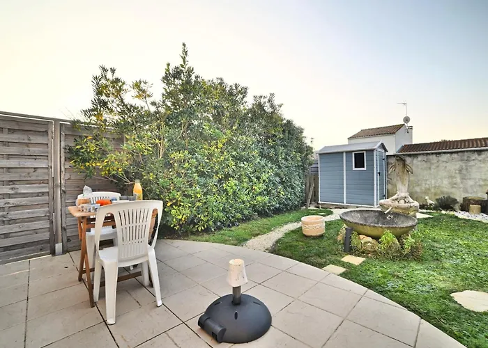 Douce Alouette By Interhome Dolus d'Oléron