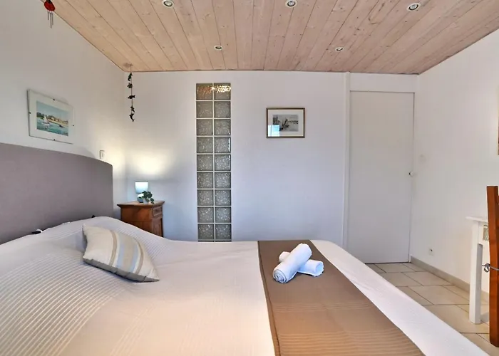 Douce Alouette By Interhome