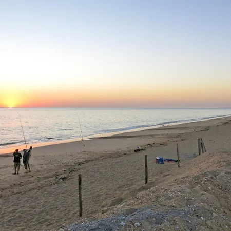 Douce Alouette By Interhome